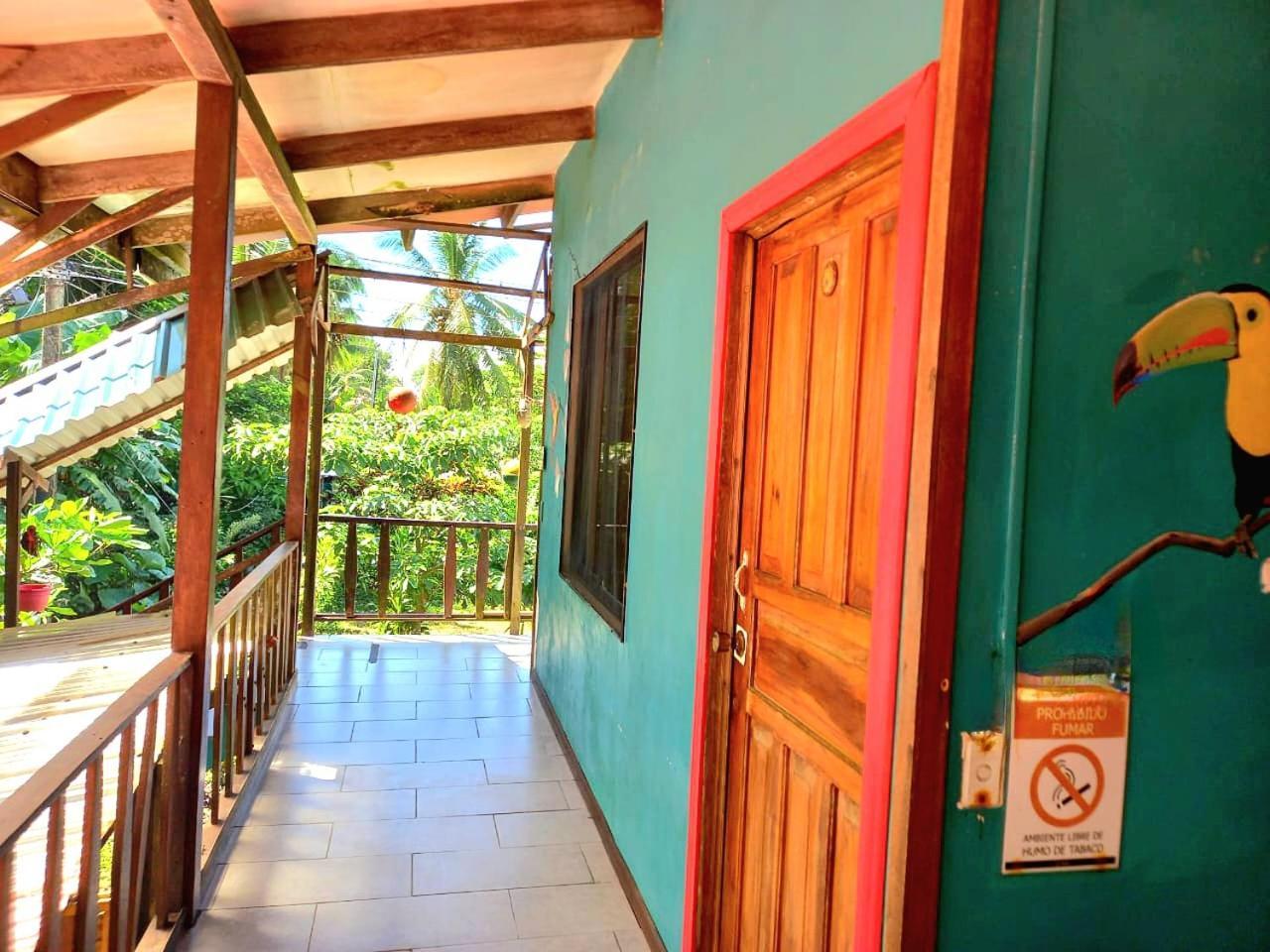 Tortuguero Adventures Beach House Экстерьер фото